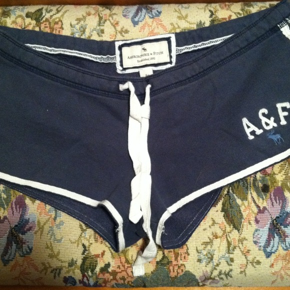Small Abercrombie and Fitch shorts