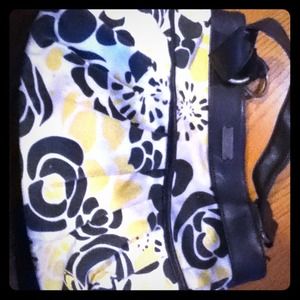 It's a O'neill purse in good condition