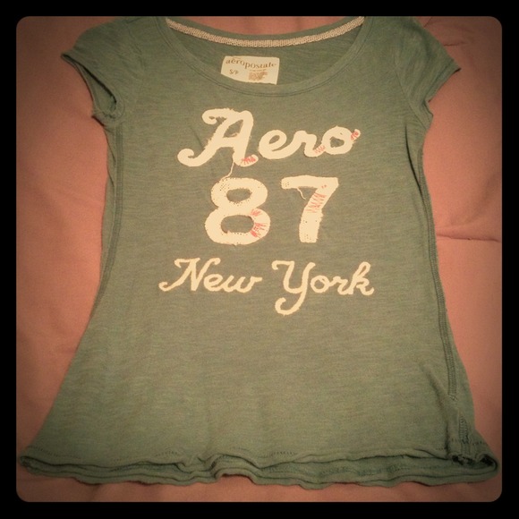 ⛔SOLD⛔Soft & comfy light tee
