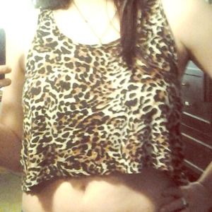 BRAND NEW; animal print crop top