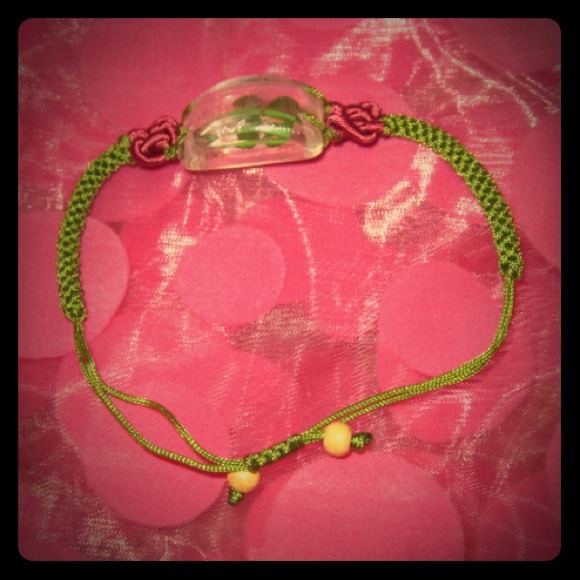 EGC UK Ltd genuine 4 leaf Clover Bracelet