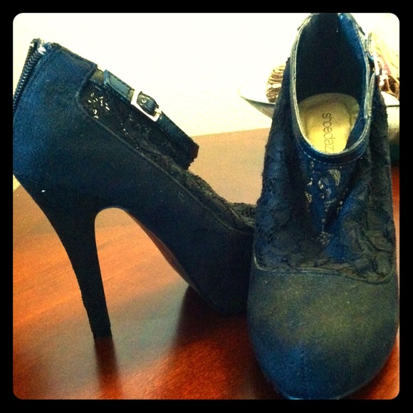 Lacey pump from shoe dazzle