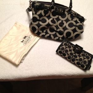 Coach shoulder bag