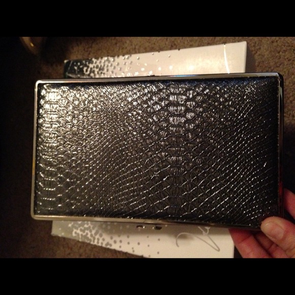 Silver clutch