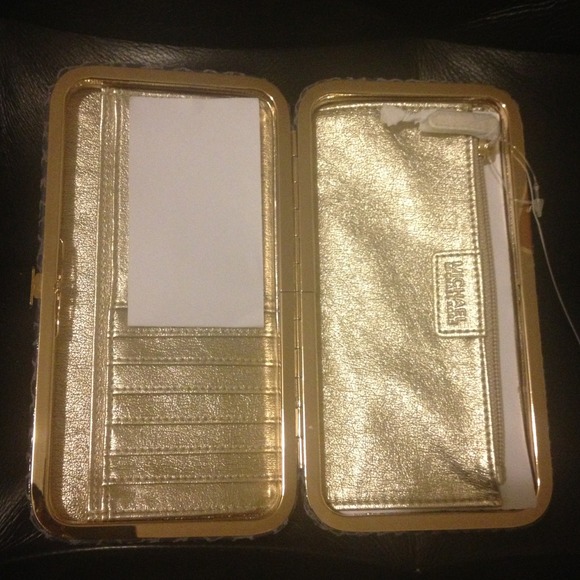 Sold - MICHAEL KORS Jet Set patent python wallet/c - Picture 4 of 4