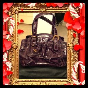 Gorgeous purple purse!