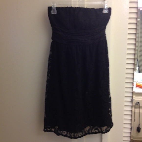 BNWT strapless lace floral dress