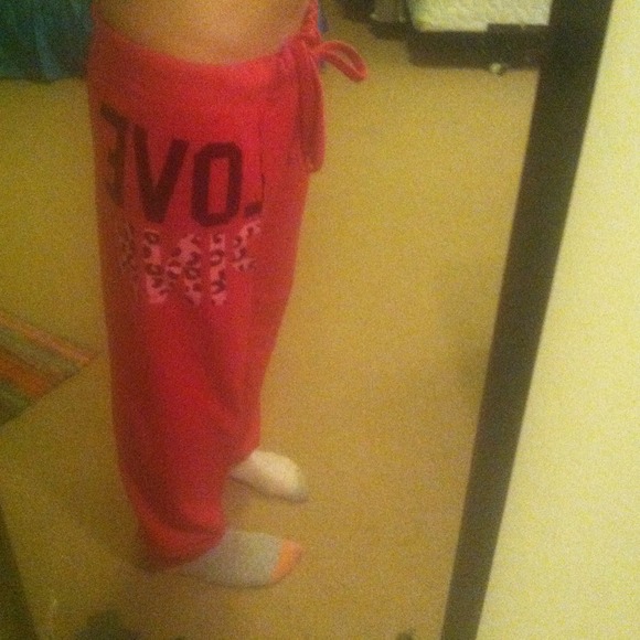 LOVE PINK sweats