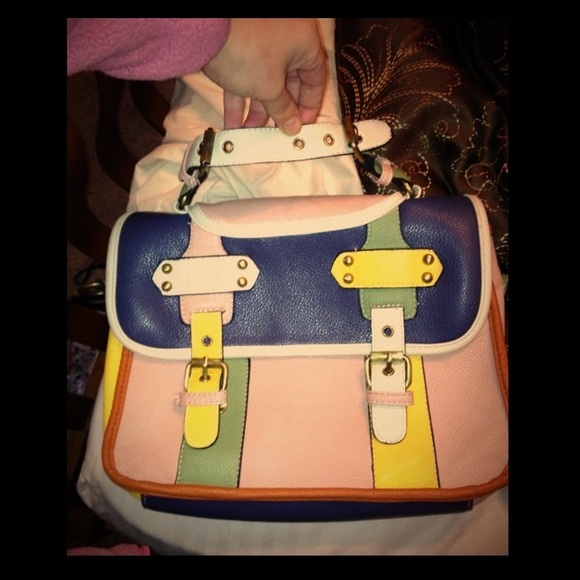 ⛔⛔SOLD in bundle⛔⛔Vintage Color Block Handbag
