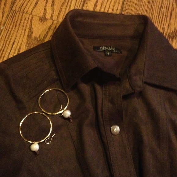 Faux suede, button-up dress with belt. - Picture 2 of 4