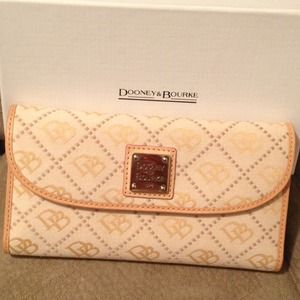 Dooney & Bourke checkbook wallet