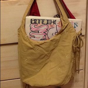 AE Outfitters purse more pictures