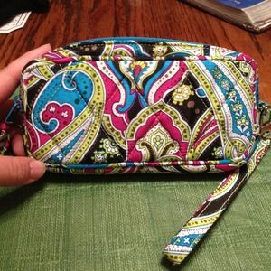 🌟Vera Bradley wristlet. 🌟Rare!
