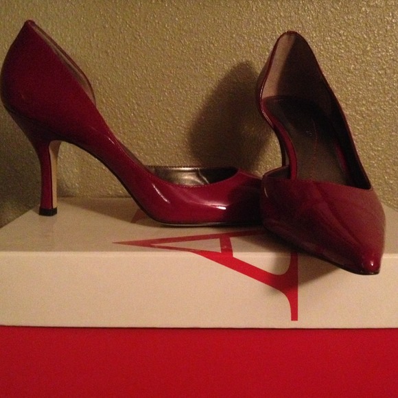 Anne Klein red heels *****reduced*****
