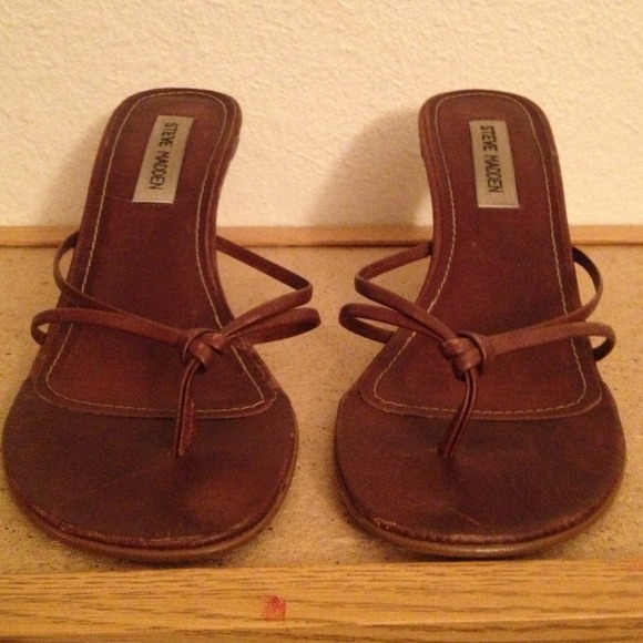 ♦♦SOLD IN BUNDLE!♦♦Steve Madden Strappy Sandal