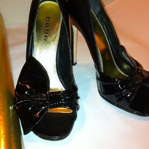 BEBE flirty party high heel shoes, size 7M,