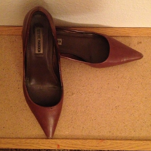 For @westkl Steve Madden Pointy Toe Kitten Heels