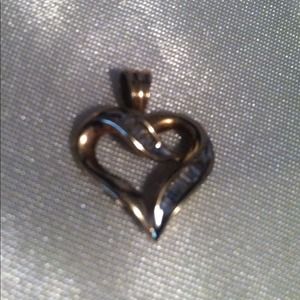 Heart pendant