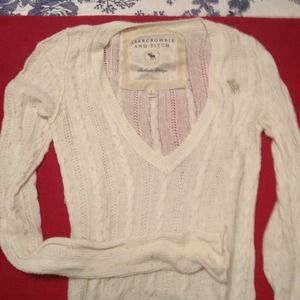 Abercrombie an Fitch sweater