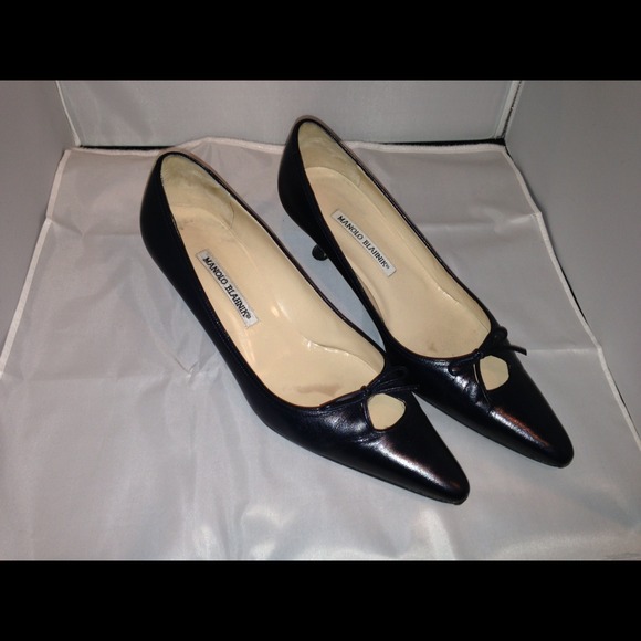 Manolo Blahnik 9.5 heels
