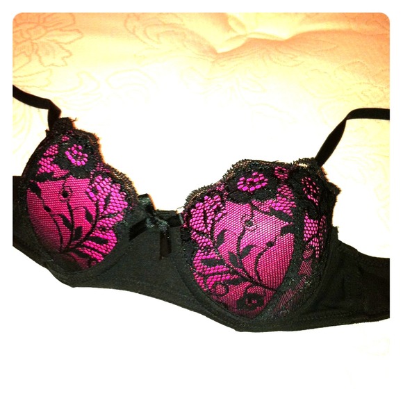 Black & pink multi-way bra