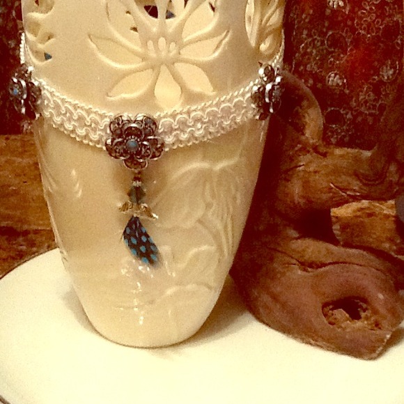 Angel Choker