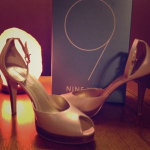 Nine West Leather Ankle Strap Peep Toe Heels 7 1/2