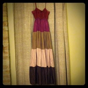 Multi-colored maxi dress Size Small