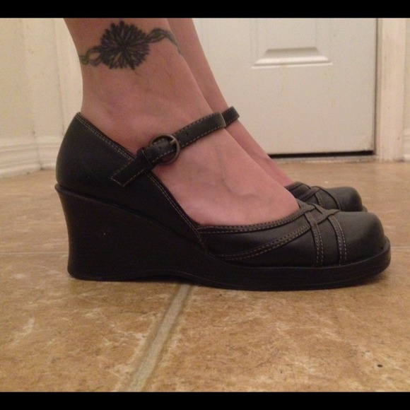 SOLD Cute Mary Jane Chunky Heels Sz 7 Square Toe