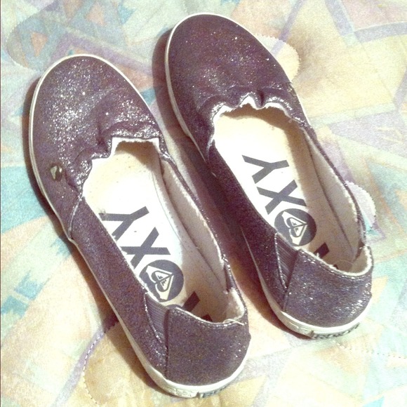 Silver Roxy shoes from Buckle