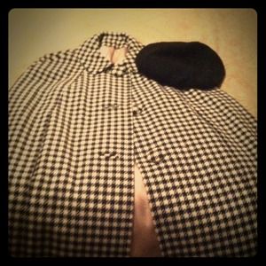 ‼️REDUCED‼️Poodle plaid cape and black beret
