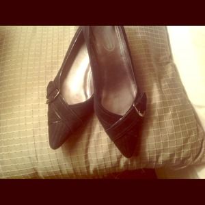 Talbots black suede semi pumps