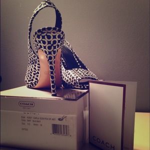 Coach size 9 slip on peep toe