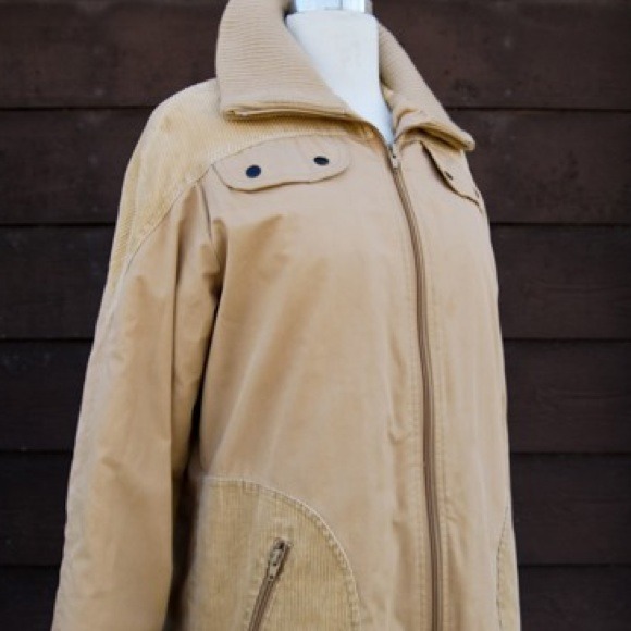 Vintage Tan Coat - Picture 2 of 4