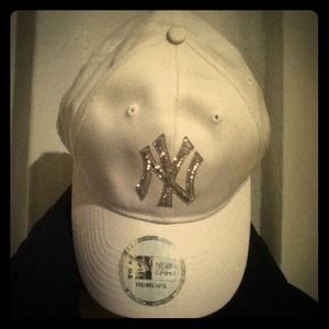 Brad new cap