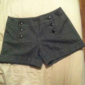 Express button front shorts