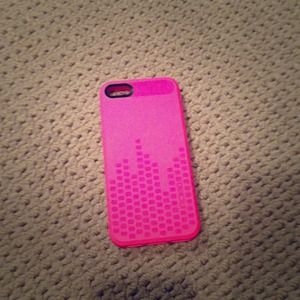 iPhone 5 hard case. Pink. New