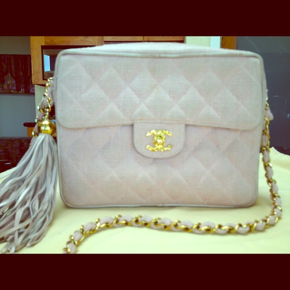 Chanel purse additional pictures