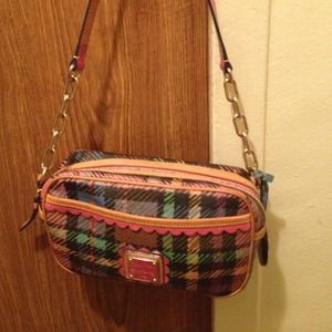 Authentic milt colored Dooney &Burke bag