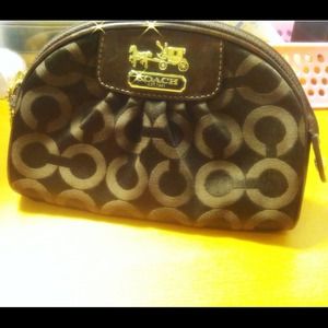 Coach Clutches & Wallets - Coach makeup pouch Coach Clutches & Wallets - Coach makeup pouch