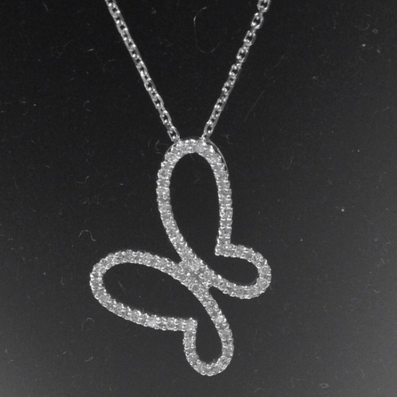 14k white gold butterfly pendant