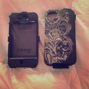 Black Design Otterbox iPhone 4/4S Case!