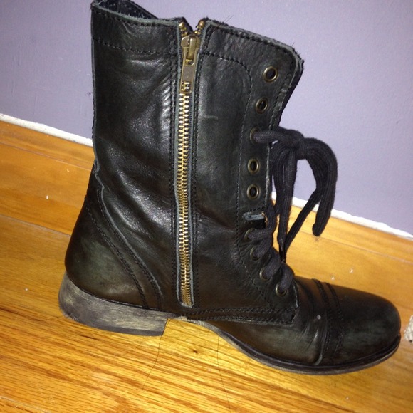 Steve Madden Boots - Steve Madden boot