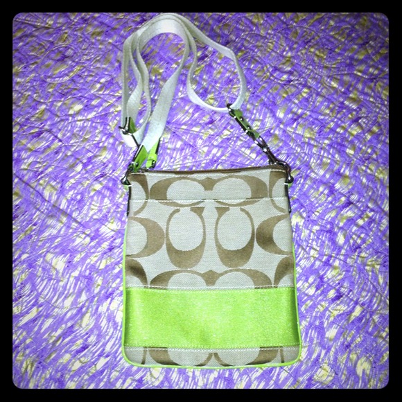 FOR @VERILYN27 Small Coach Crossbody