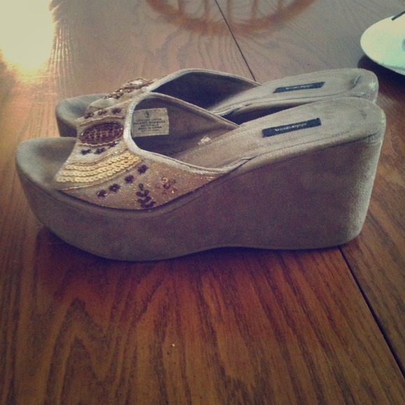 Wedge sandals