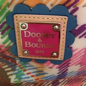 🎈🎁🌟RESERVED  Authentic Plaid Dooney and Bourke