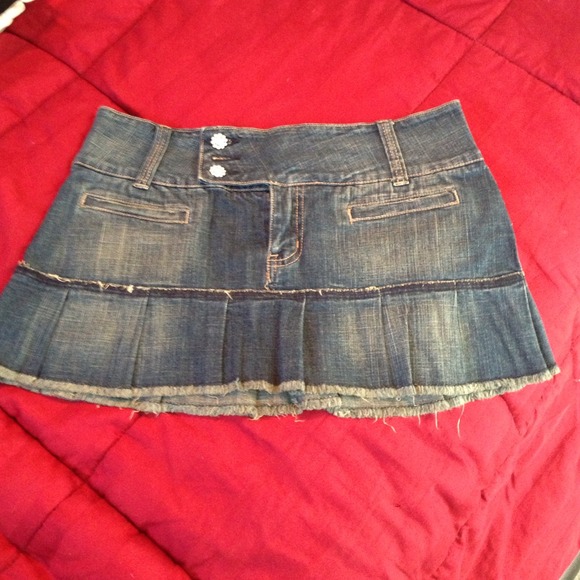 Denim skirt