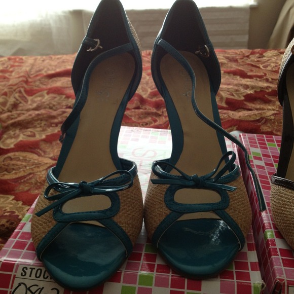 Three pairs of heels white, blue & brown