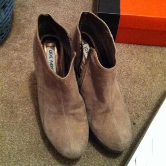 Steve Madden - Picture 2 of 2