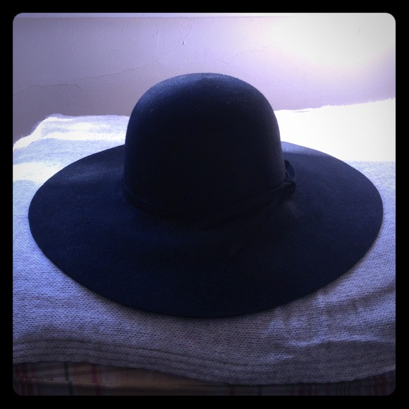 100% wool black floppy boho hat